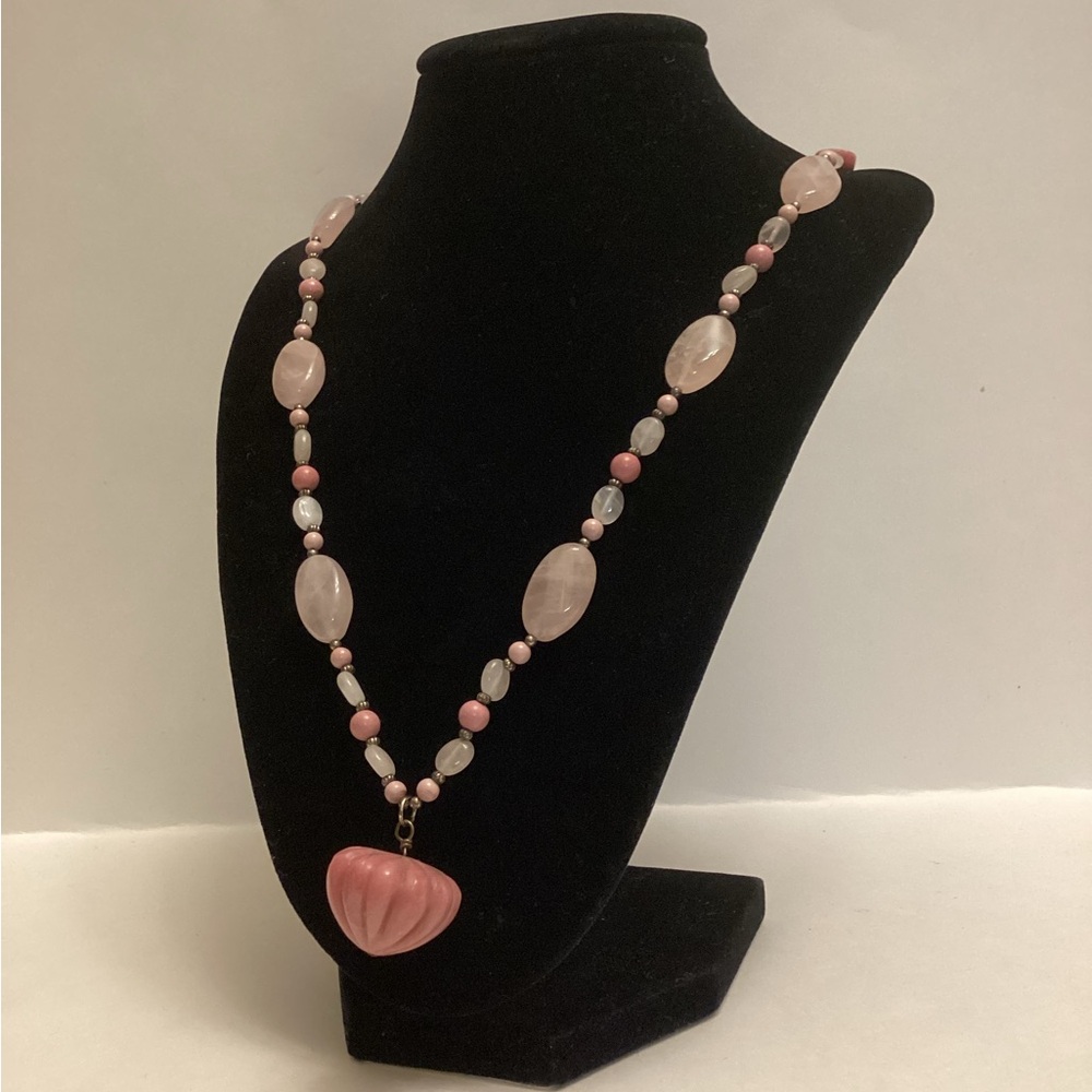 Elegant Pink Beaded Necklace